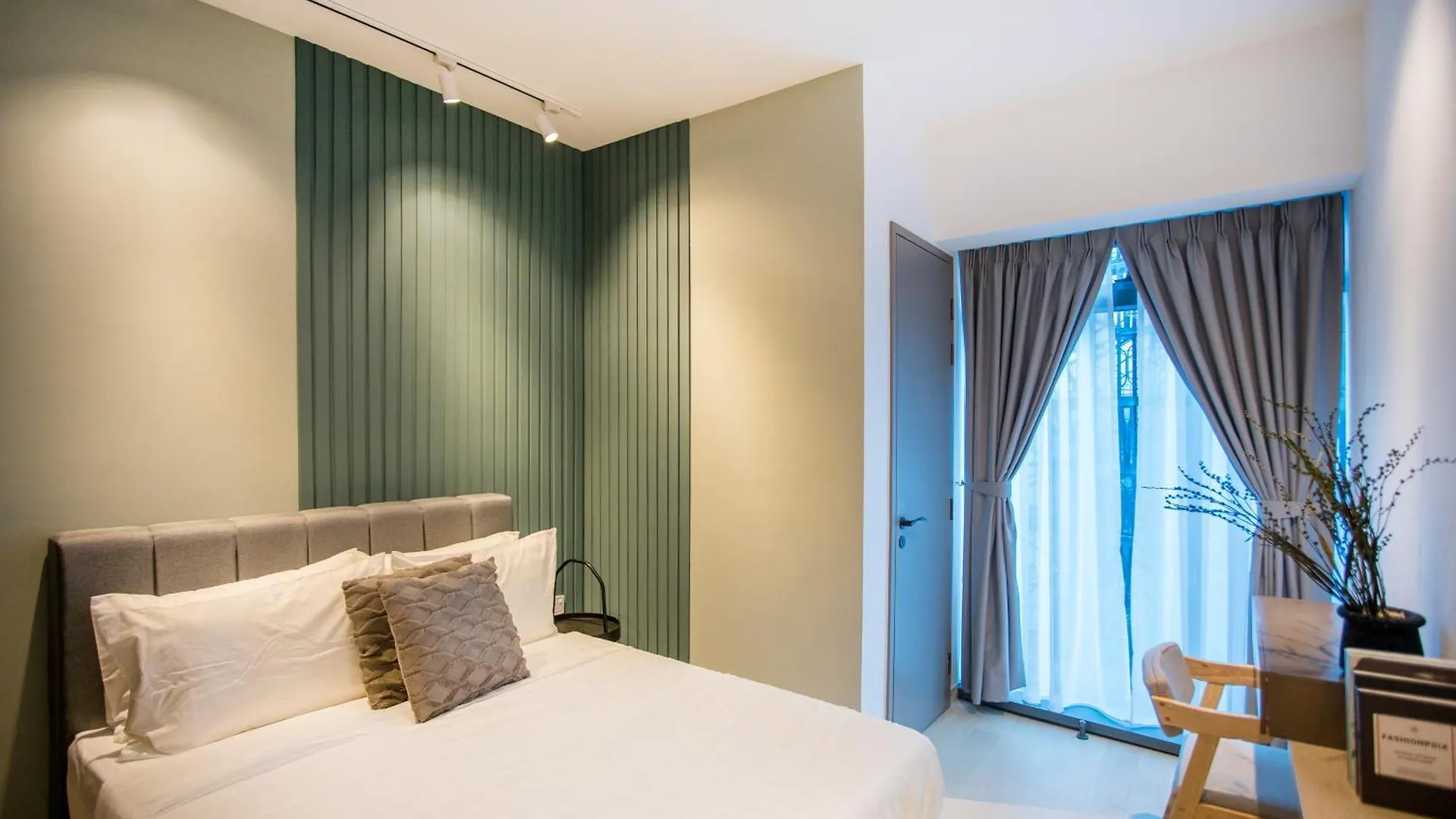 Appartement Eaton Kuala Lumpur With Klcc Skyline View Pool