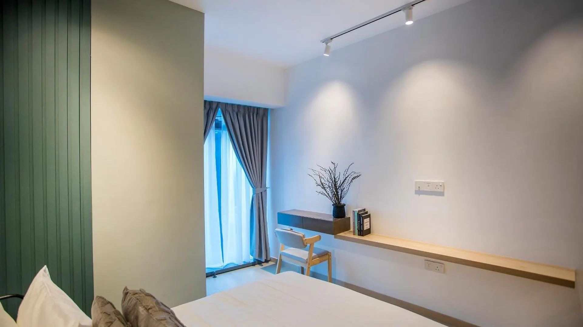Appartement Eaton Kuala Lumpur With Klcc Skyline View Pool